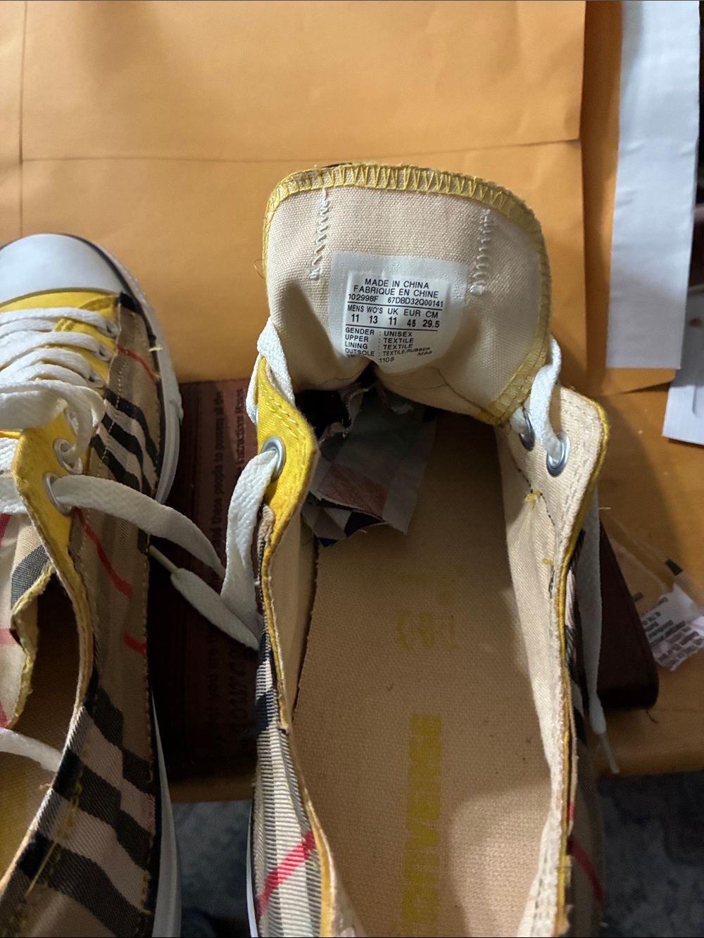 Customized Converse low tops all stars with genuine Burberry nova check - Picture 5 of 7
